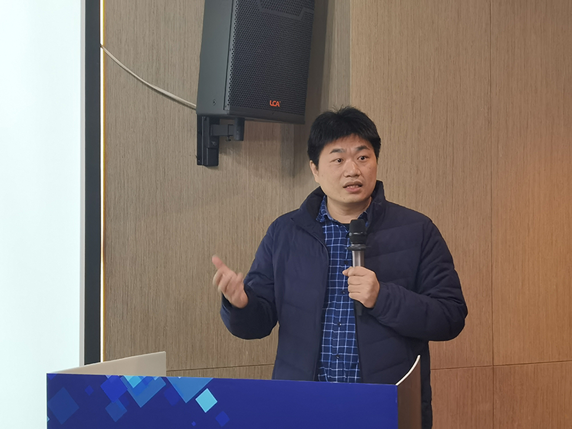 333���� - ��̬�ȵ������Ż�