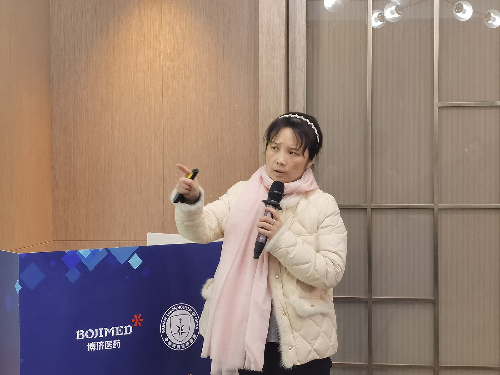 333���� - ��̬�ȵ������Ż�