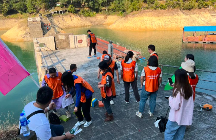 333���� - ��̬�ȵ������Ż�