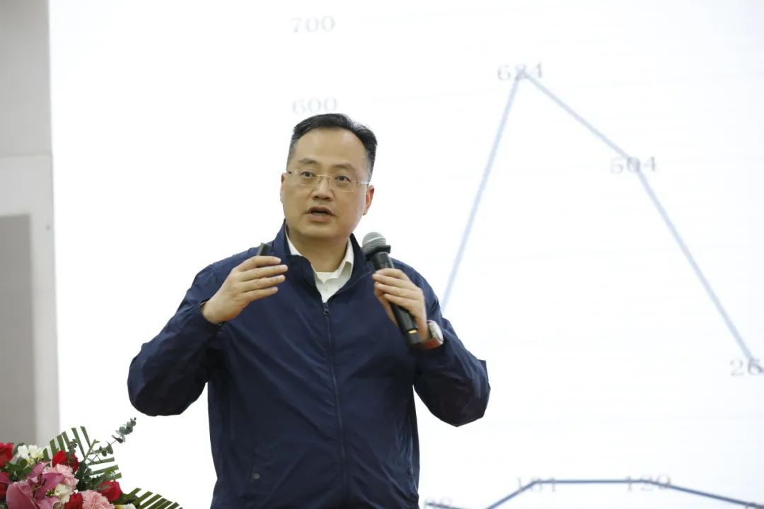 333���� - ��̬�ȵ������Ż�