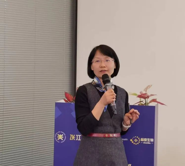 333���� - ��̬�ȵ������Ż�